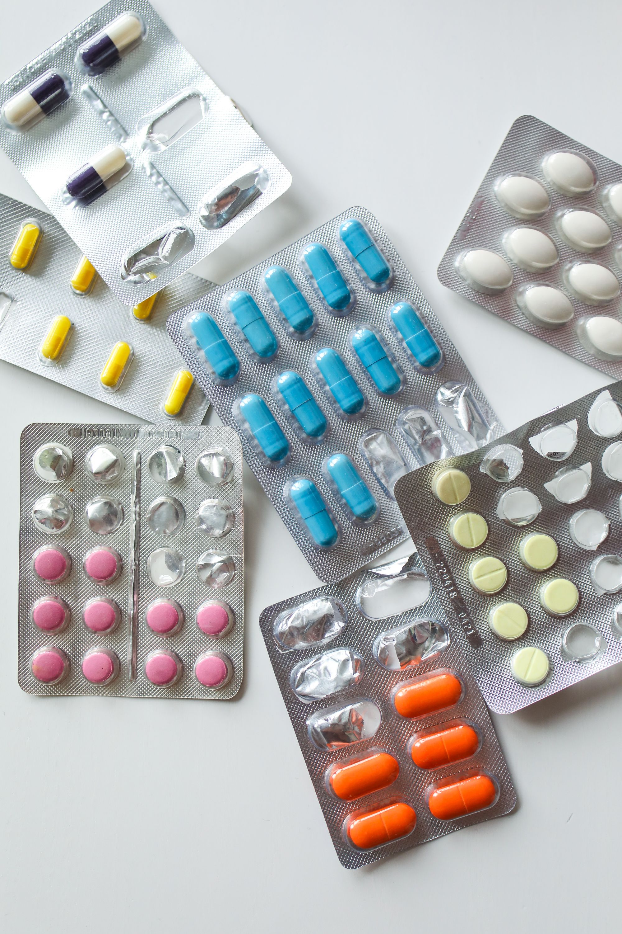 How to Travel With Medication to Africa: Documents, Packing, Storage and Country Requirements