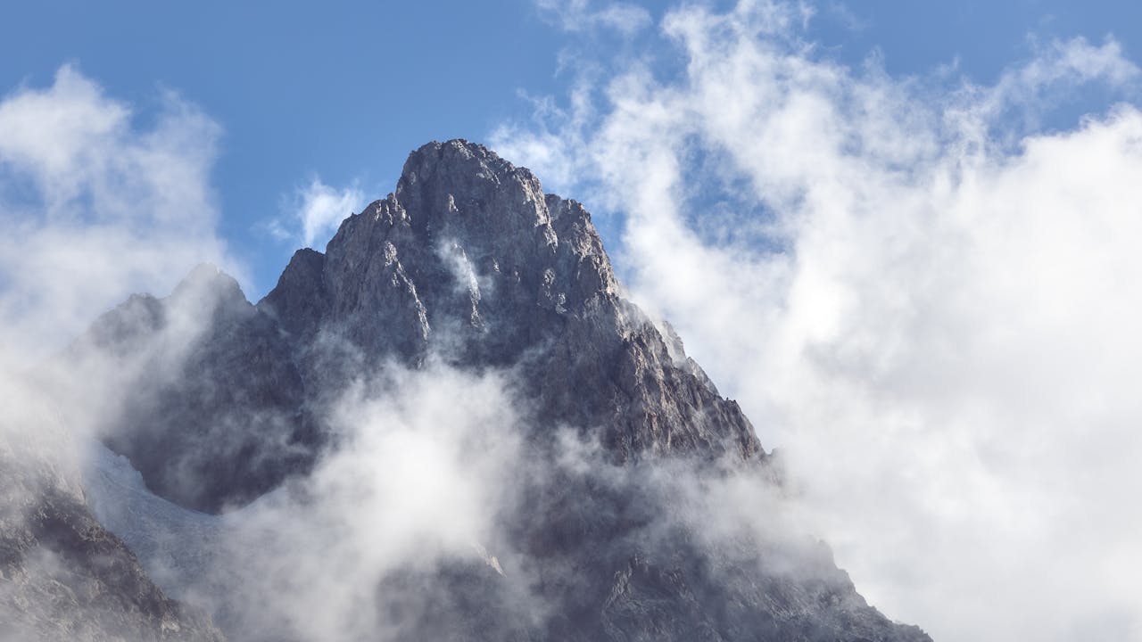 mount kenya altitude sickness guide