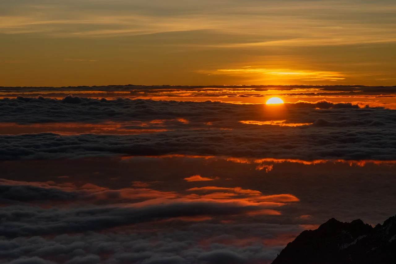 mount kenya trekking packages